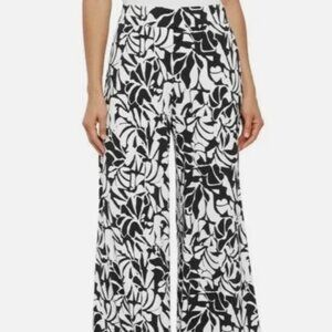 Women's Three Dot Wide-Leg Pull-On Black & White Print Pants